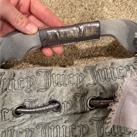 Juicy Couture Gray Structured Shoulder Bag with Signature Logo - Picture 2 of 4